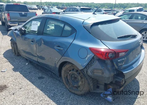 2016 Mazda 3 I Sport z USA, uszkodzony, nr VIN JM1BM1J77G1327272